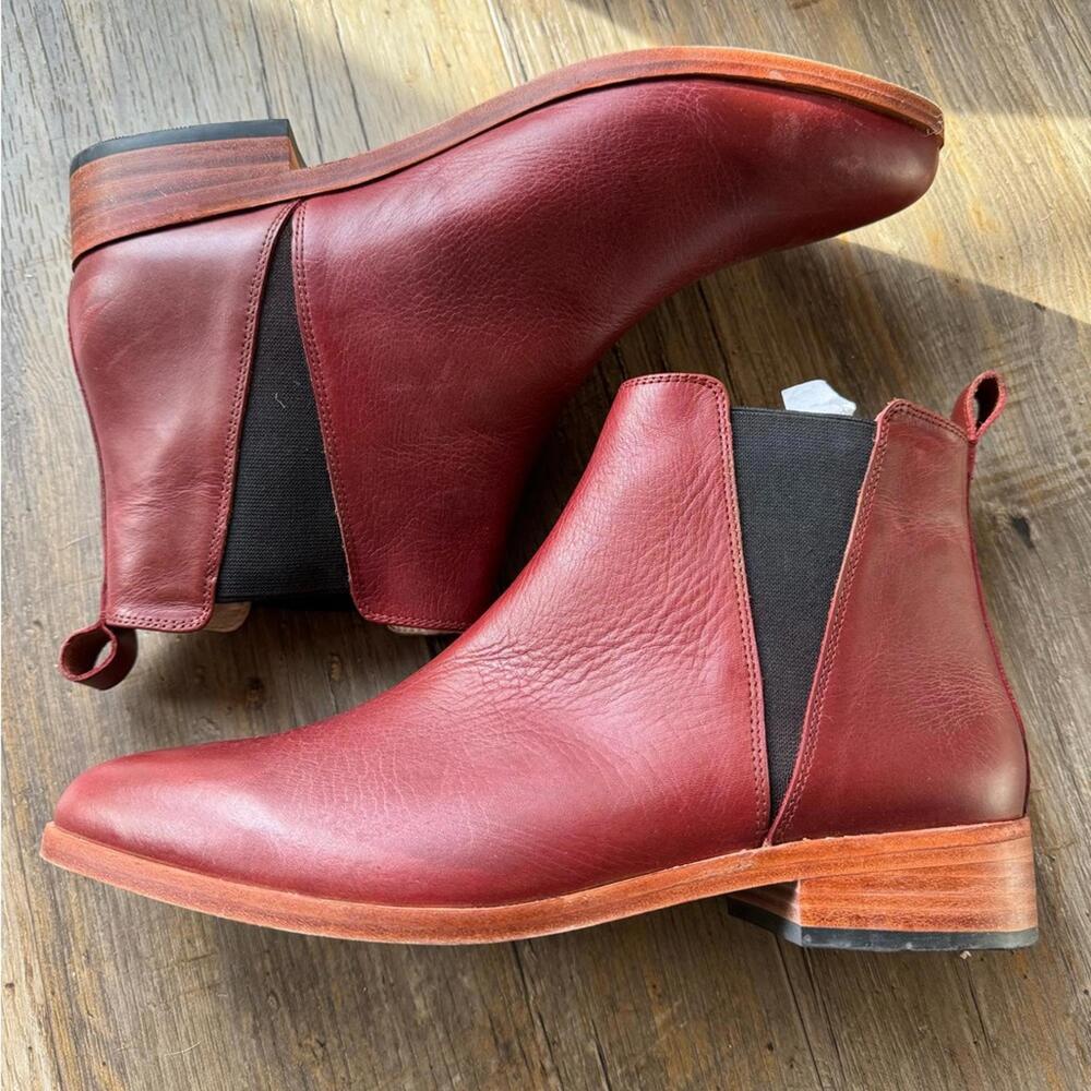 Nisolo Chelsea Boot in Color Brandy sz 9.5 EUC - Picture 1 of 6